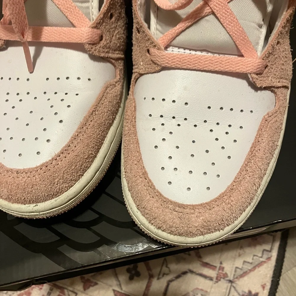 Jordan‎ Athletic Shoes in Peach and Cream